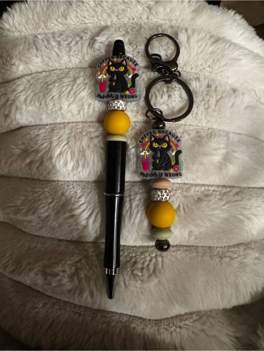 Black Cat Yellow Bead Keychain & Pen Set - Cute Yellow Accent